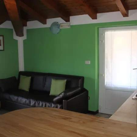 Veranda Beach Apartment Pianello Del Lario Room photo